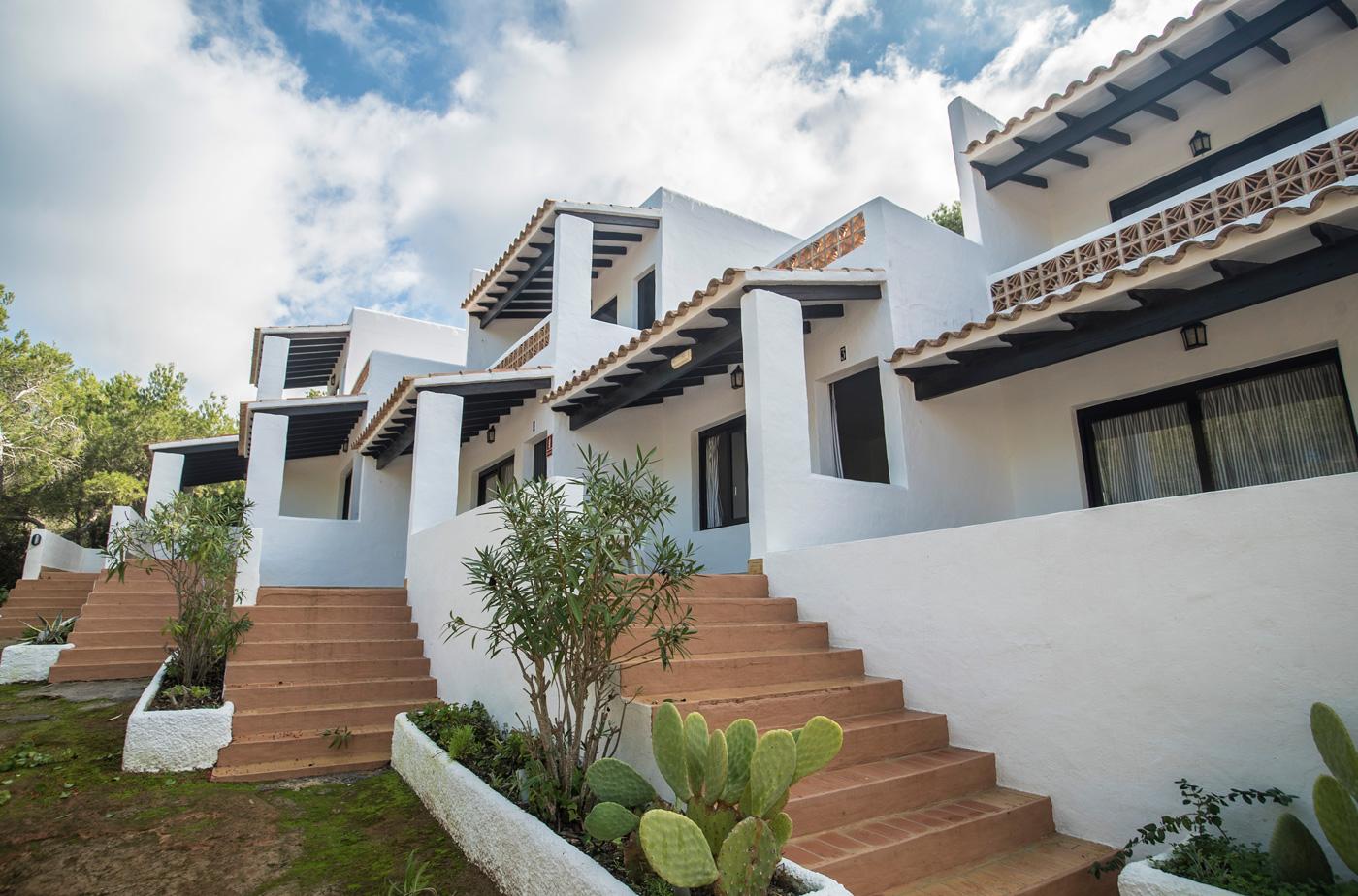 Apartamentos Pinomar Es Caló Exterior foto